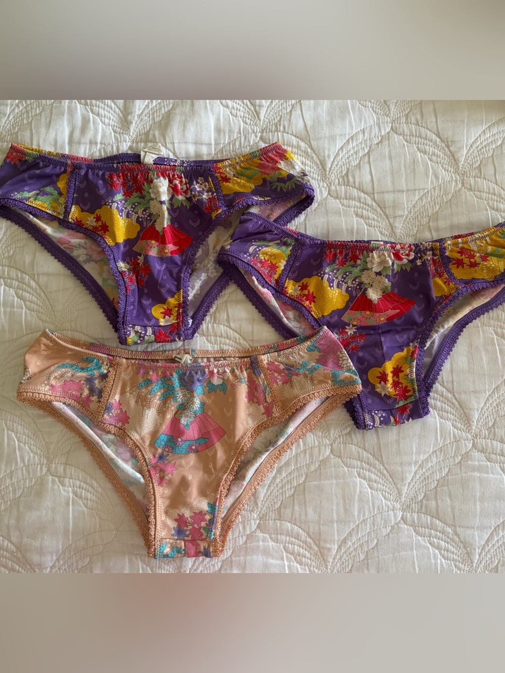 BUNDLE! 3 bloomers - Spell Wild Horses Bloomers Purple x 2 & blush size L